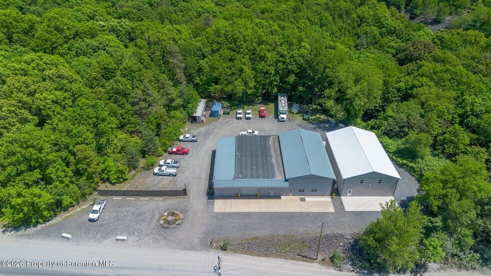 More Photos Of 151 Brown Rd, Pittston Warehouse For Lease