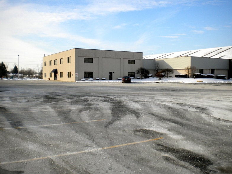 More Photos Of 987 Stewart Rd, Monroe Office For Lease