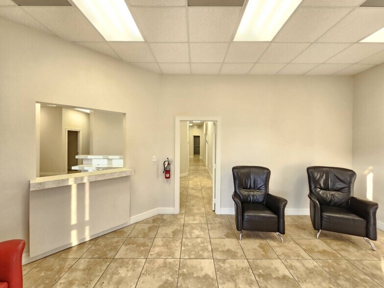 More Photos Of 4001 Spencer Hwy, Pasadena Unknown For Lease