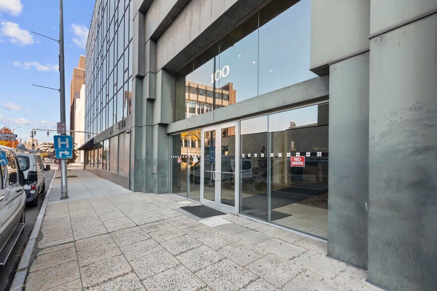 More Photos Of 100 Fairfield Ave, Bridgeport Office Residential For Lease