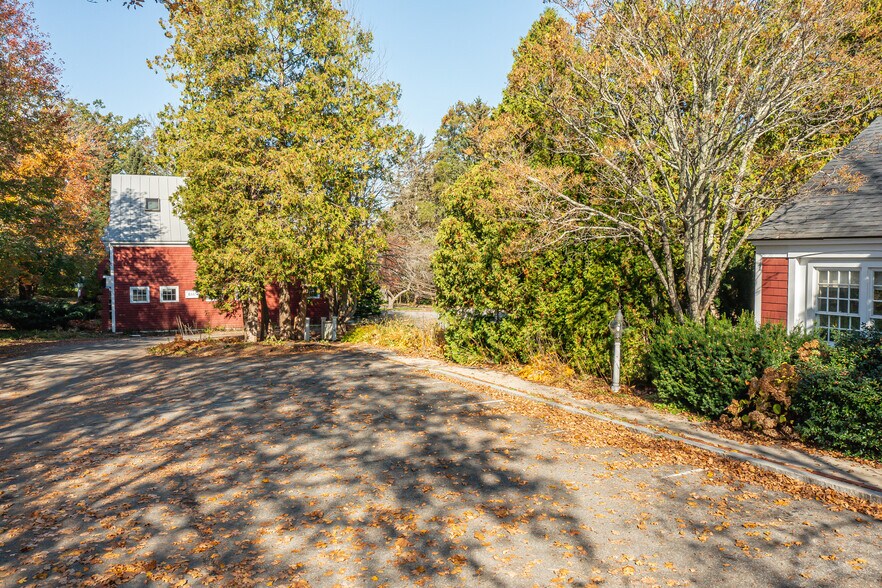 More Photos Of 73 Elm St, Camden Office For Sale