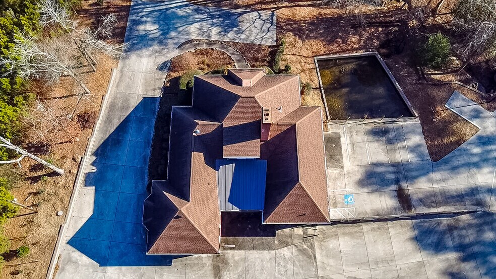 More Photos Of 2100 Gravel Springs Rd, Buford Medical For Lease