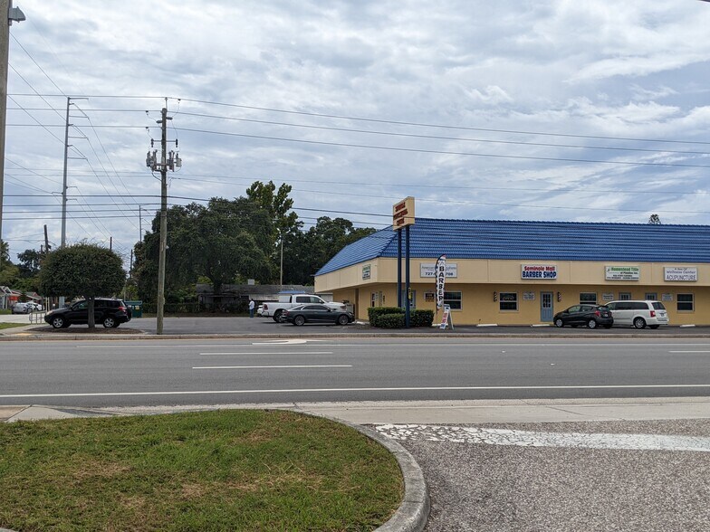 More Photos Of 7120-7190 Seminole Blvd, Seminole Office For Lease