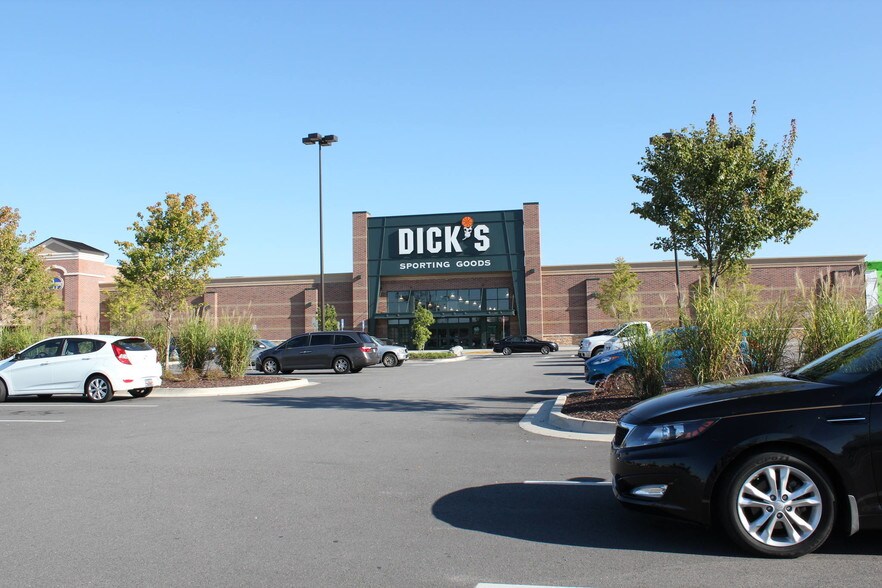 More Photos Of 7135-7201 Hodgson Memorial Dr, Savannah Unknown For Lease