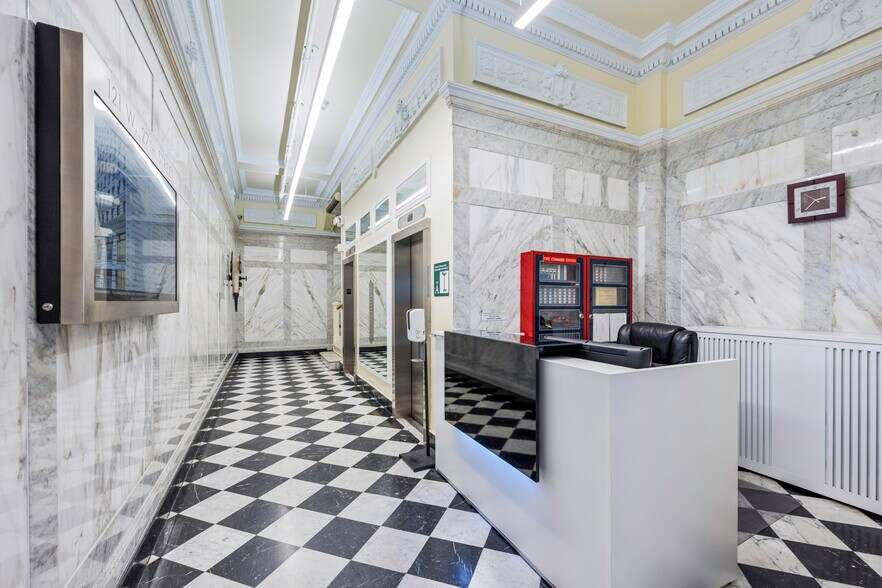 More Photos Of 121-127 W 27th St, New York Office For Lease