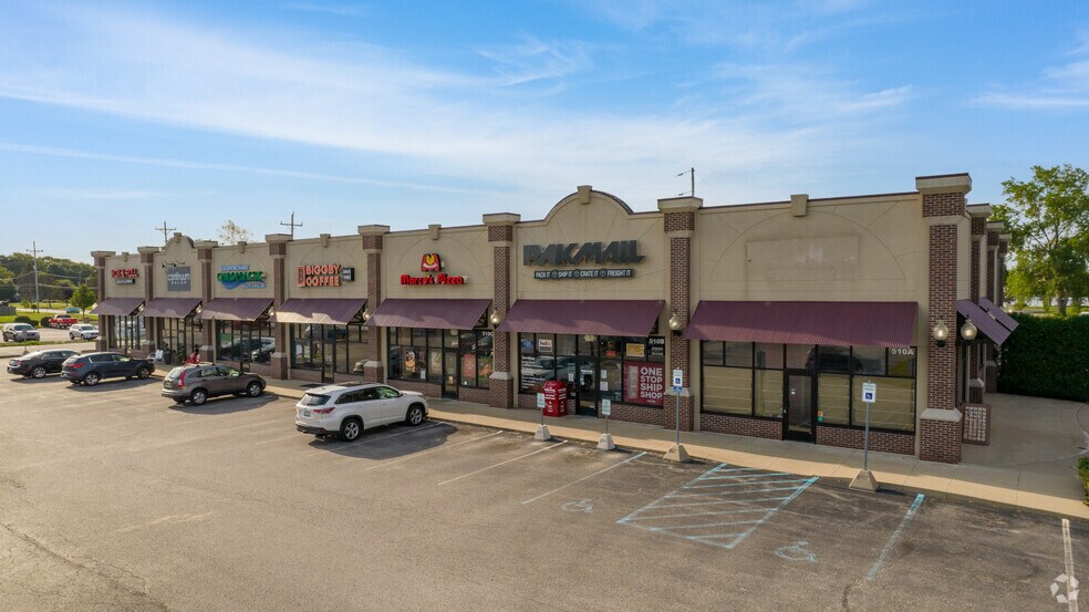 More Photos Of 510 W Savidge St, Spring Lake Storefront For Lease