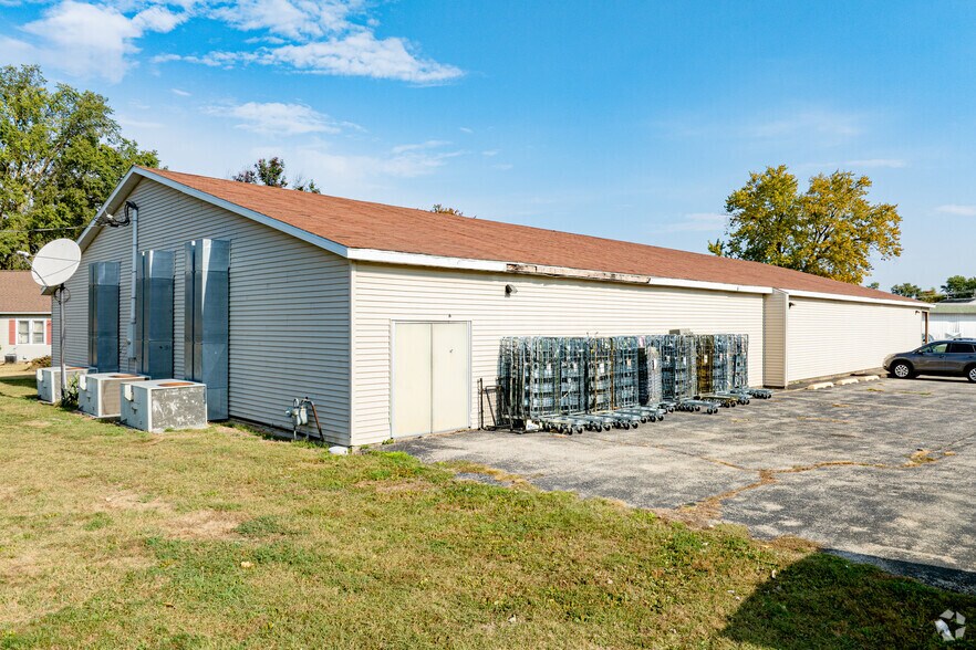 More Photos Of 505 S Commercial Dr, Abingdon Freestanding For Sale