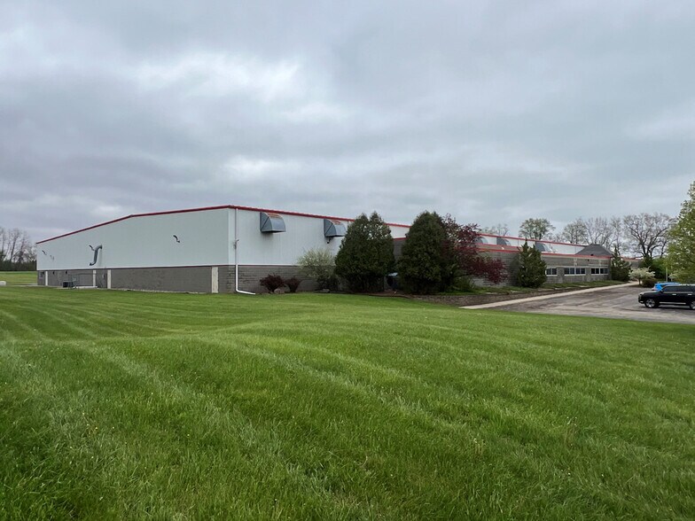 More Photos Of 530 Industrial Pky, Jonesville Manufacturing For Lease