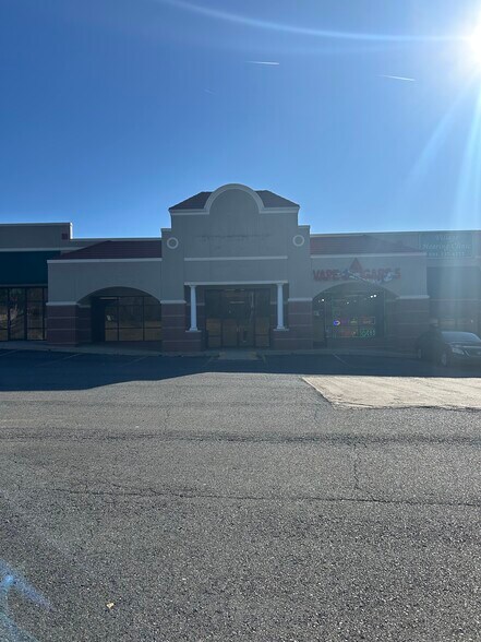 More Photos Of 25127 Highway 5, Lonsdale General Retail For Lease