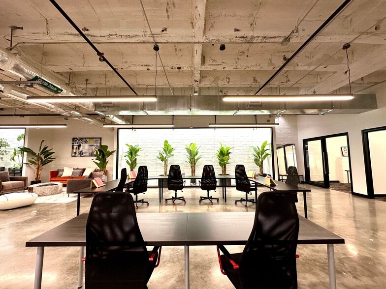 More Photos Of 2410 Polk St, Houston Office For Lease