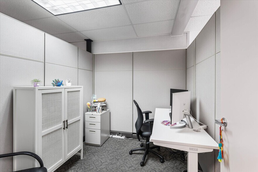 More Photos Of 702 E Idaho St, Kalispell Office For Sale