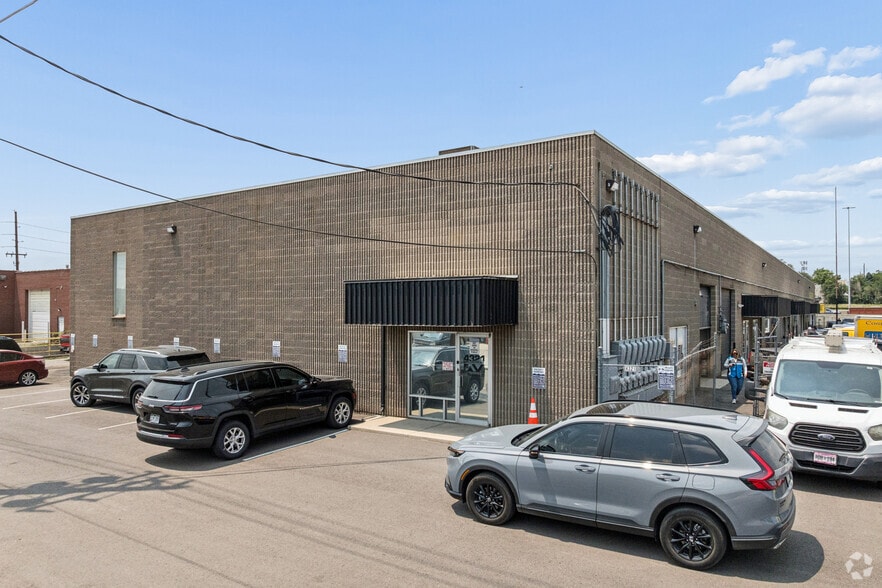 More Photos Of 4321 Broadway, Denver Warehouse For Lease