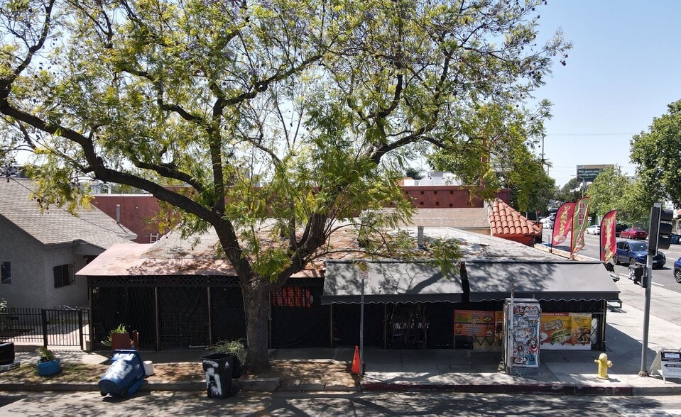 More Photos Of 5690 York Blvd, Los Angeles Office Residential For Sale