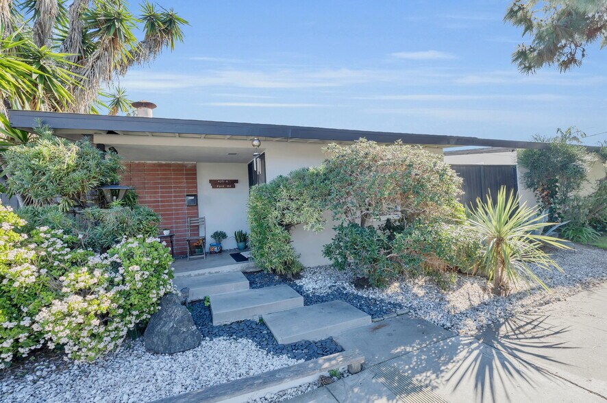 More Photos Of 425 Ford Rd, Costa Mesa Multifamily For Sale