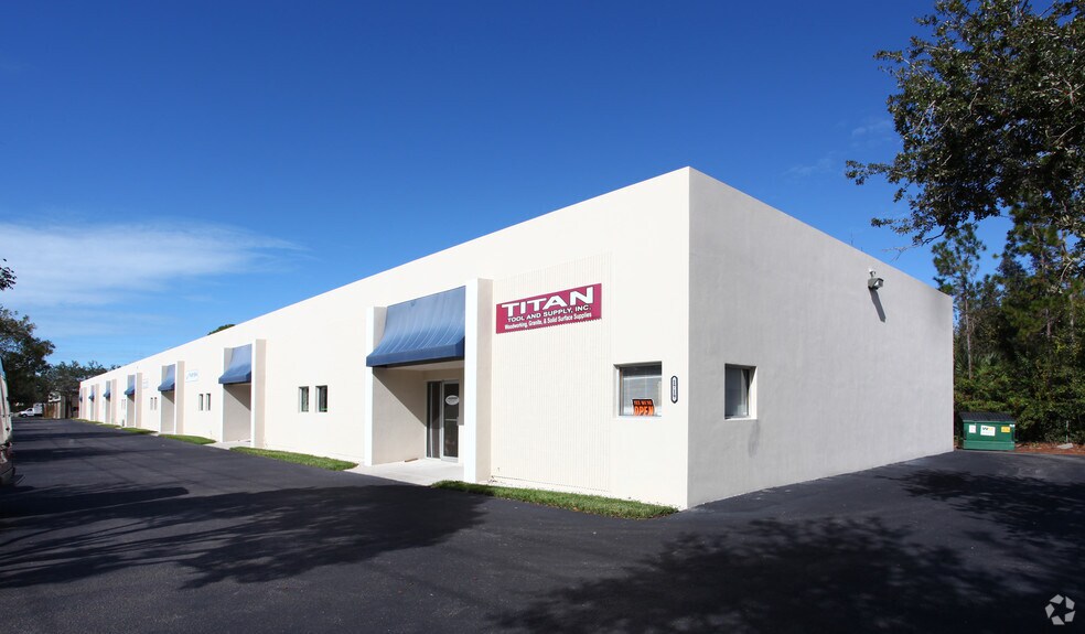 More Photos Of 1719 Trade Center Way, Naples Warehouse For Lease