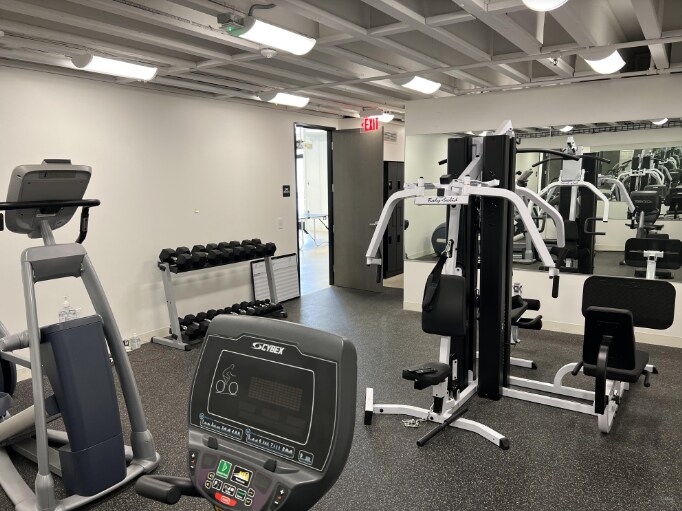 More Photos Of 417 E Huntington Dr, Monrovia Research And Development For Lease