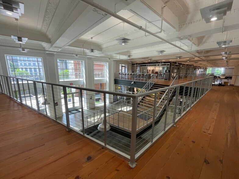 More Photos Of 39 Dexter Ave, Montgomery Apartments For Lease