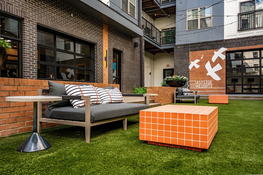 More Photos Of 120 S 5th St, Nashville Apartments For Lease