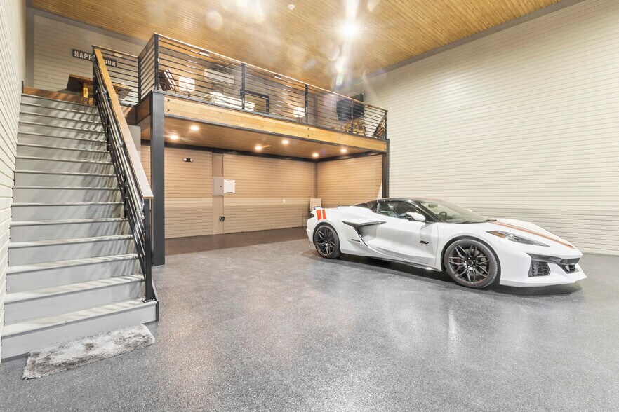 Primary Photo Of 144 McCrary Rd, Mooresville Flex For Sale