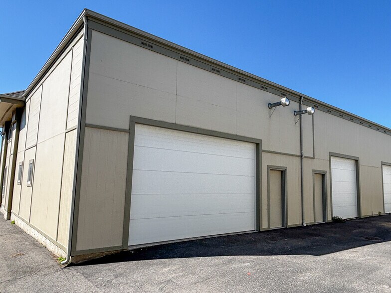 More Photos Of 2935 Stockyard Rd, Missoula Research And Development For Lease