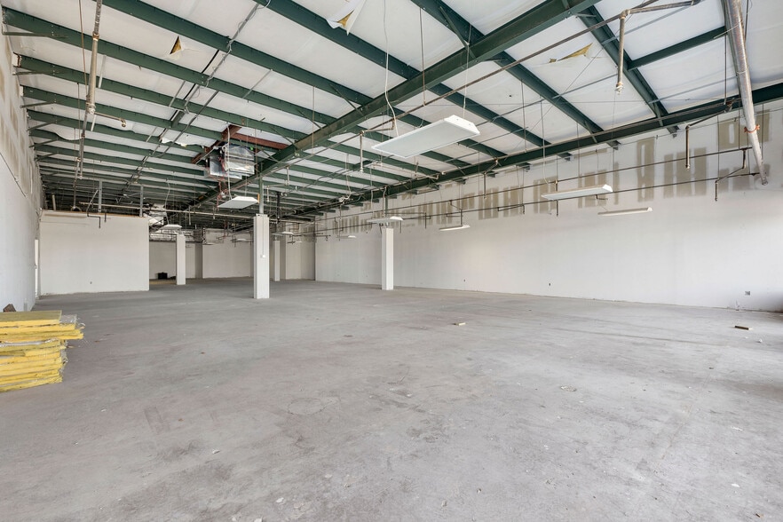 More Photos Of 1717-1719 Gallatin Rd, Madison Freestanding For Lease