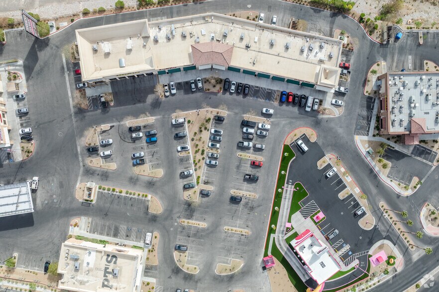 More Photos Of 7540 Oso Blanca Rd, Las Vegas Freestanding For Sale