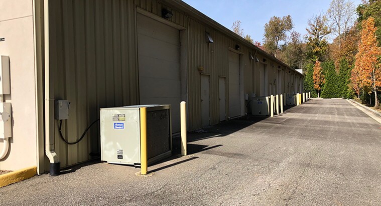 More Photos Of 701-725 W Hundred Rd, Chester Light Distribution For Lease