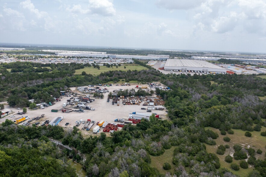 More Photos Of 3500 Telephone Road, Dallas Land For Sale