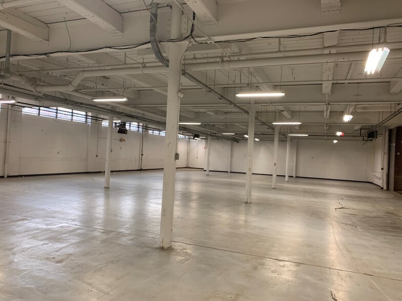 More Photos Of 25 Fox St, New Haven Warehouse For Sale