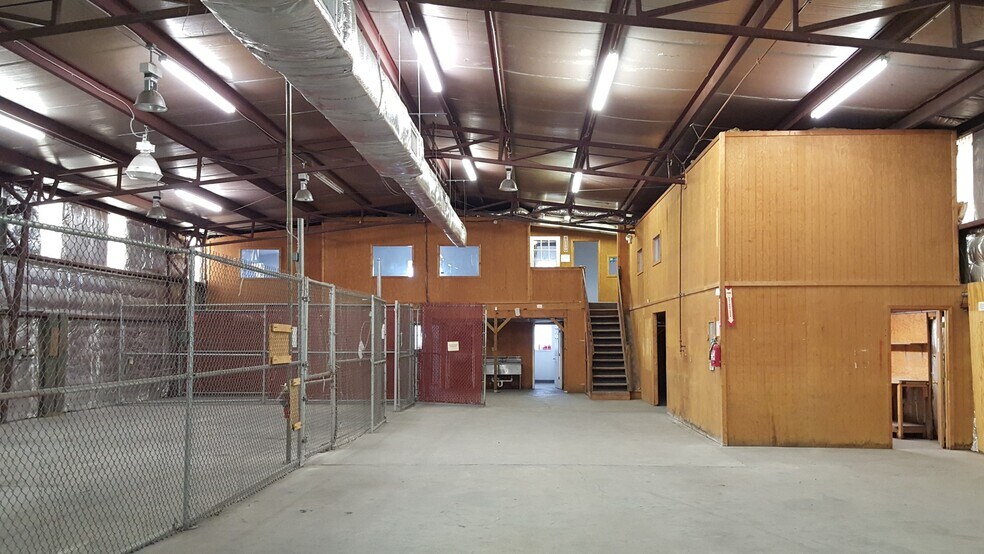 More Photos Of 847 Mt Vernon Ave, Portsmouth Warehouse For Lease