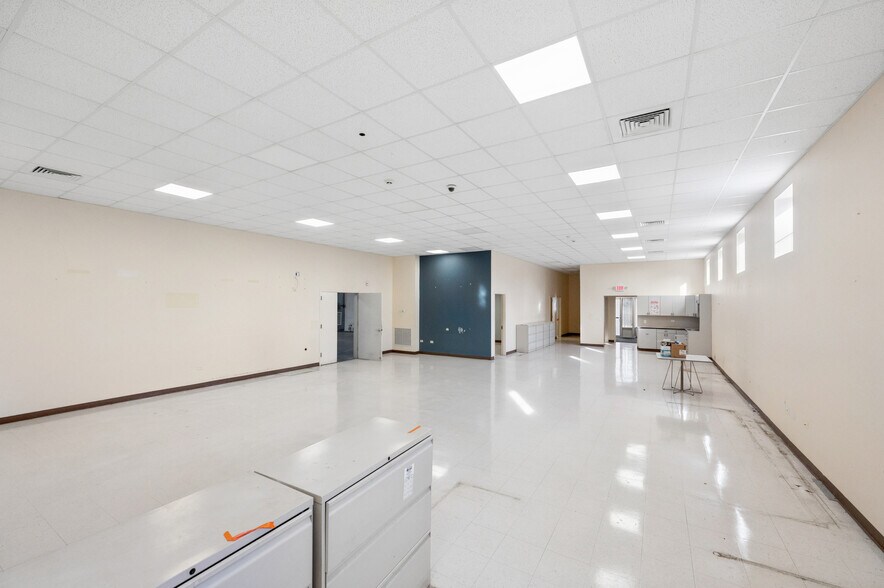 More Photos Of , Southampton Industrial For Sale