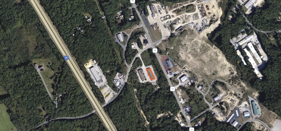 More Photos Of 3 Robinson Rd, Bow Light Distribution For Lease