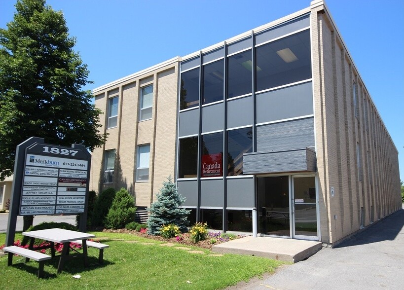 Primary Photo Of 1827 Woodward Dr, Ottawa Medical For Lease