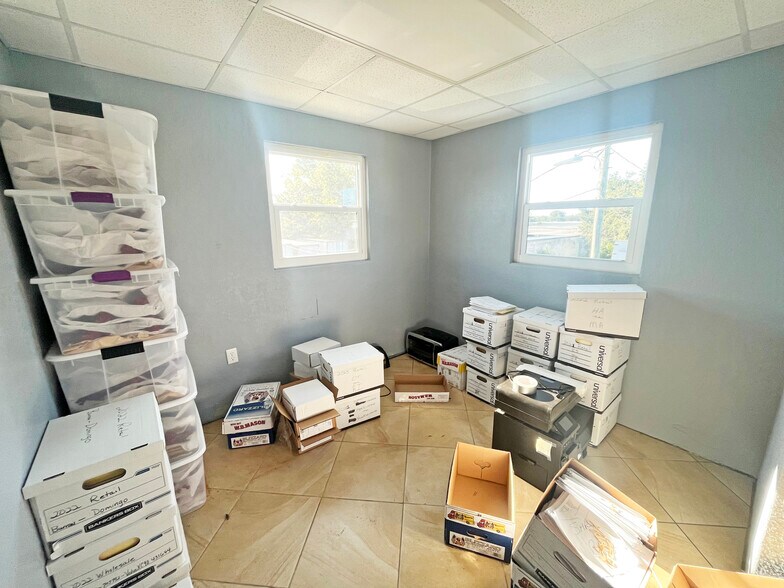 More Photos Of 12664 W Colonial Dr, Winter Garden Freestanding For Lease