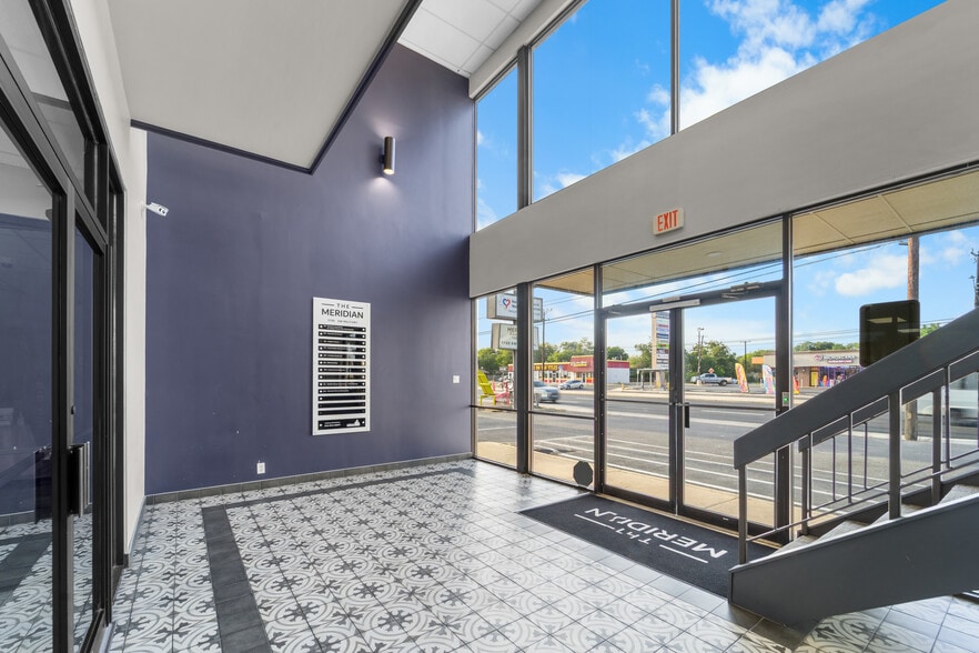 More Photos Of 1730 SW Military Dr, San Antonio Medical For Sale