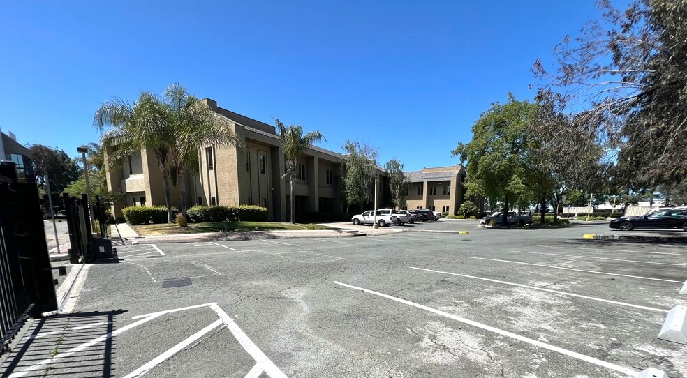 More Photos Of 1485 Civic Ct, Concord Office For Lease