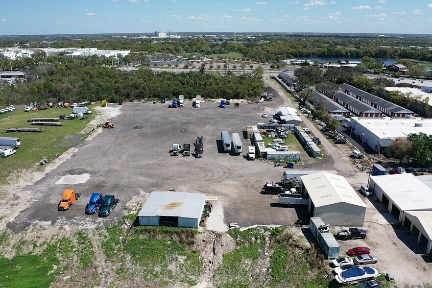 More Photos Of 4922 N 56th St, Tampa Manufacturing For Lease