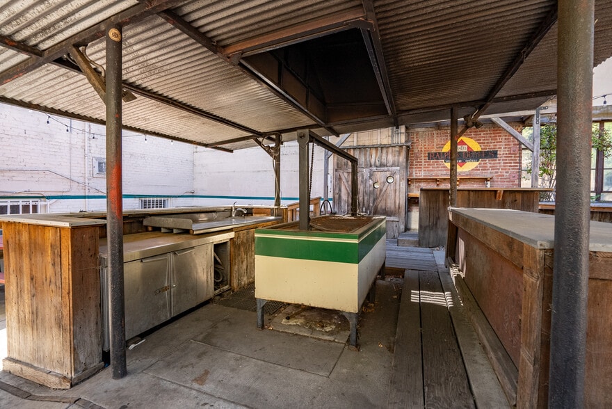 More Photos Of 104-110 W Branch St, Arroyo Grande Storefront For Lease