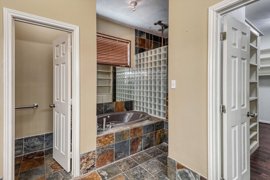 More Photos Of 1607 Bonner St, Houston Specialty For Sale