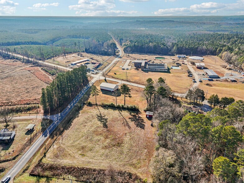 Primary Photo Of 510 Lillys Bridge Rd, Mount Gilead Flex For Sale