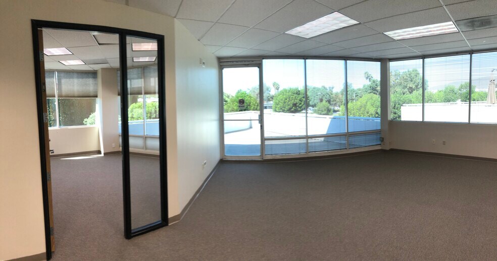 More Photos Of 4351 Latham St, Riverside Office For Lease