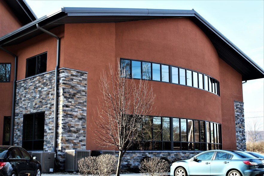 More Photos Of 1019 Ghaner Rd, State College Office For Lease