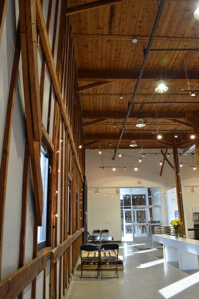 More Photos Of 2601 Maury St, Richmond Unknown For Lease