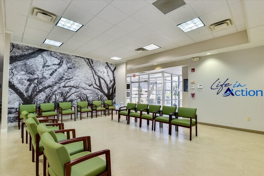 More Photos Of 191 Center South Blvd, Aiken Medical For Sale