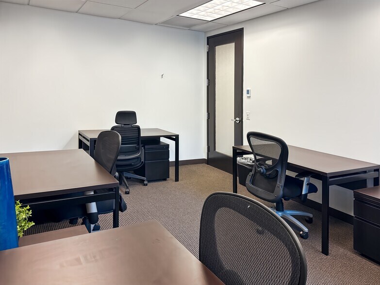 More Photos Of 11-15 River Rd, Wilton Coworking Space