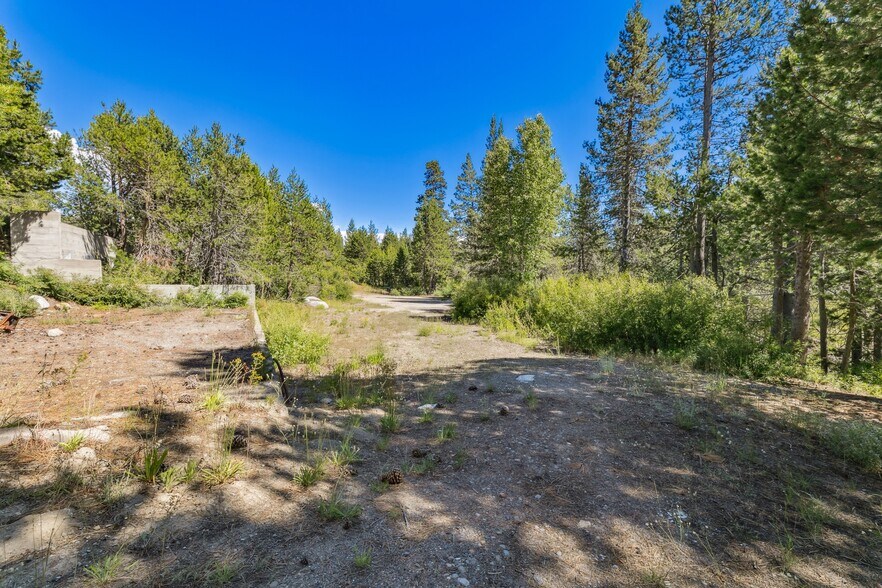 More Photos Of 21615-21581 Donner Pass Rd, Soda Springs Land For Sale