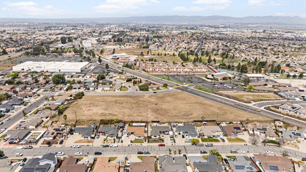 More Photos Of 400 Waller, Santa Maria Land For Sale