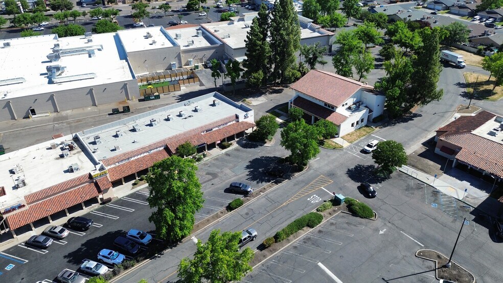 Primary Photo Of 7604-7610 Pacific Ave, Stockton General Retail For Lease