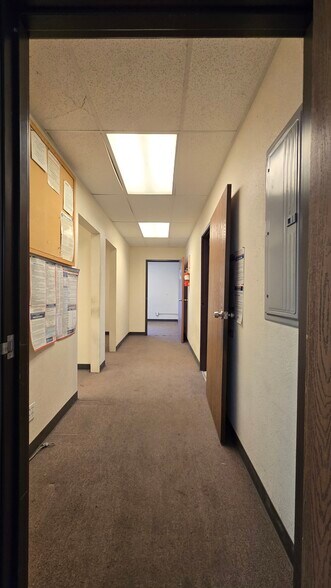 More Photos Of 2001 Hawkins Circle, Los Angeles Warehouse For Lease