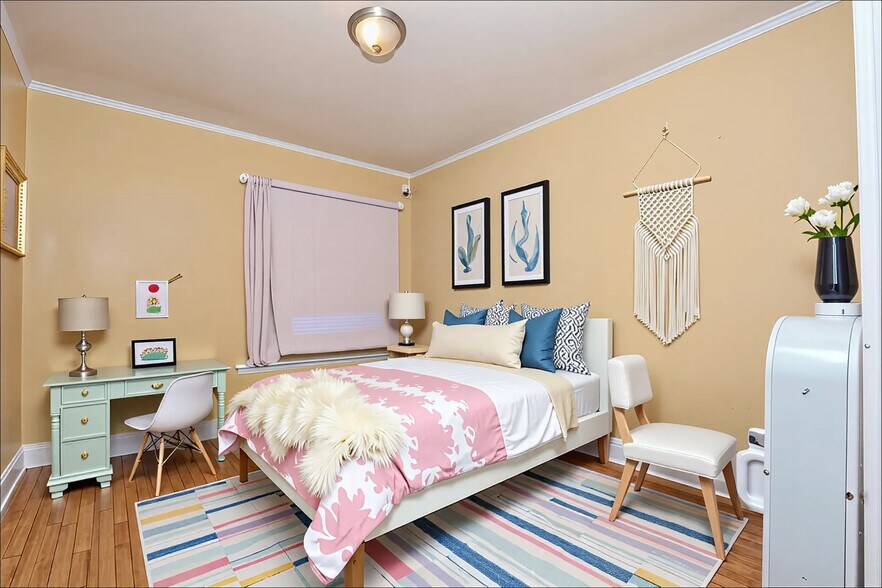 More Photos Of 7701 S Eggelston St, Chicago Apartments For Sale